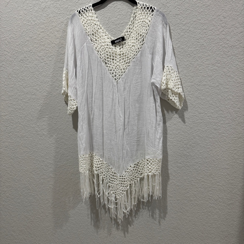 Zuriel White Boho Crochet Fringe Tunic – One Size